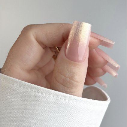 Nailsology Clavier Baby Boomer Ombre gél 3v1 3g Profesionálny gél 3v1 na ombré, baby boomer, nail art a stamping. Krémová konzistencia a vysoká pigmentácia.