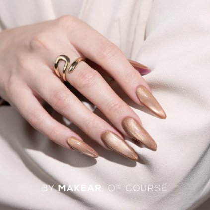 MAKEAR gél lak Cat Eye 8ml SC02 Magnetický gél lak s cat eye efektom, ktorý vytvára hĺbku a žiarivý odlesk vďaka magnetickým časticiam.