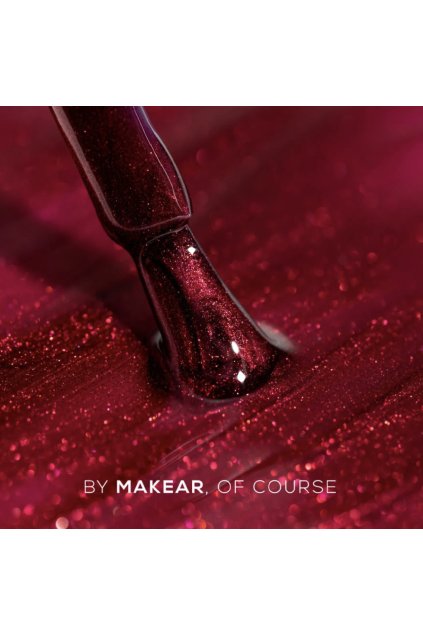 Červený gél lak s magnetickým cat eye efektom. MAKEAR Gél lak Cat Eye C18