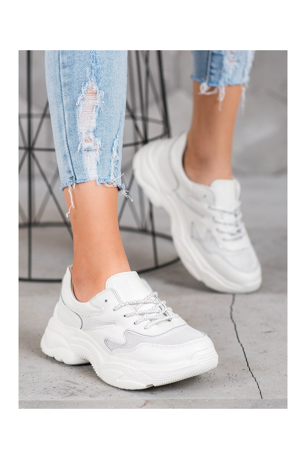 Biele dámske kožené tenisky Filippo na nízkom podpätku, celoročné, kód produktu NJSK DP1410/20W