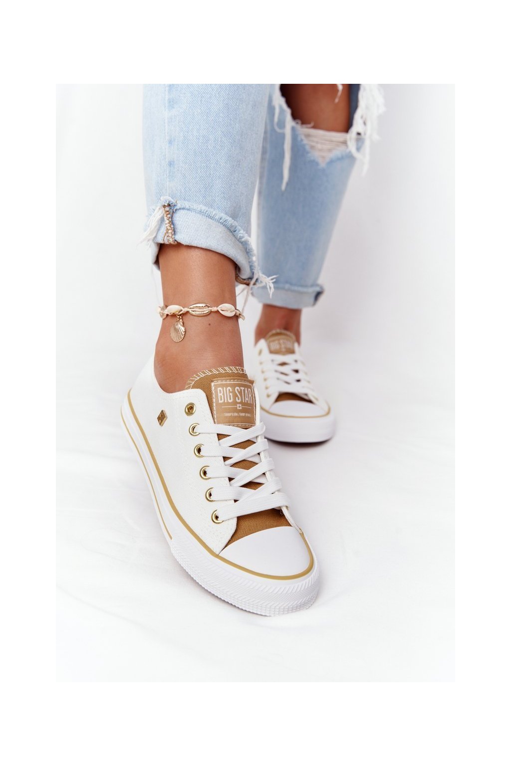 Biele dámske tenisky, kód produktu HH274458 OFF WHITE