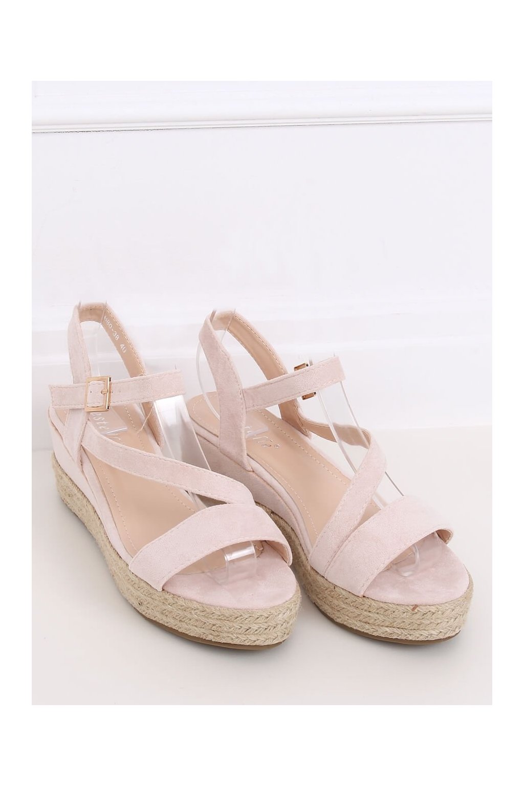 Béžové dámske sandále na platforme s rovnou podrážkou, kód produktu NJSK 680-38