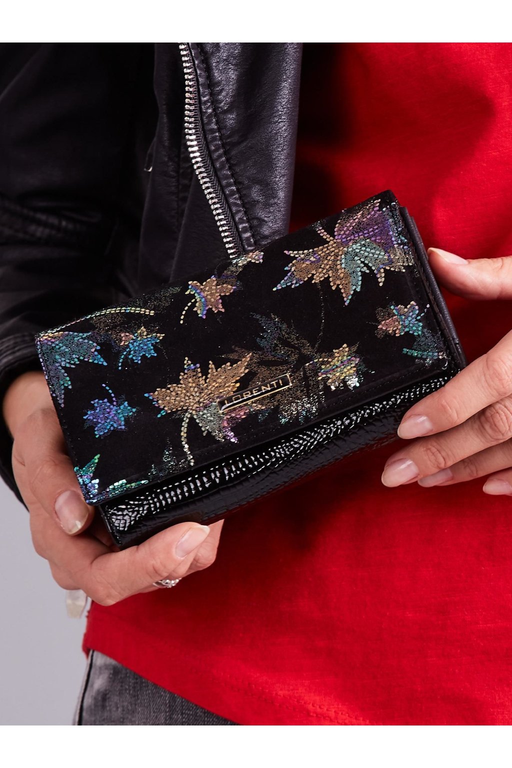 Dámska zelená peňaženka z eko kože s kvetinovým vzorom a odnímatelným ramienkom, kód produktu NJSK CE-PR-76112-FY.43