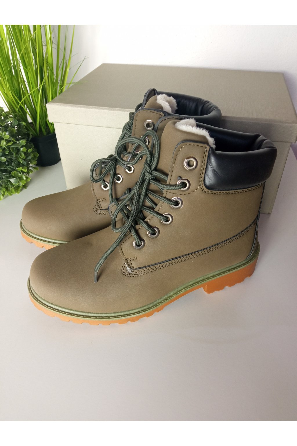 Zelené dámske trapery, kód produktu NJSK OMS-1GR/BR