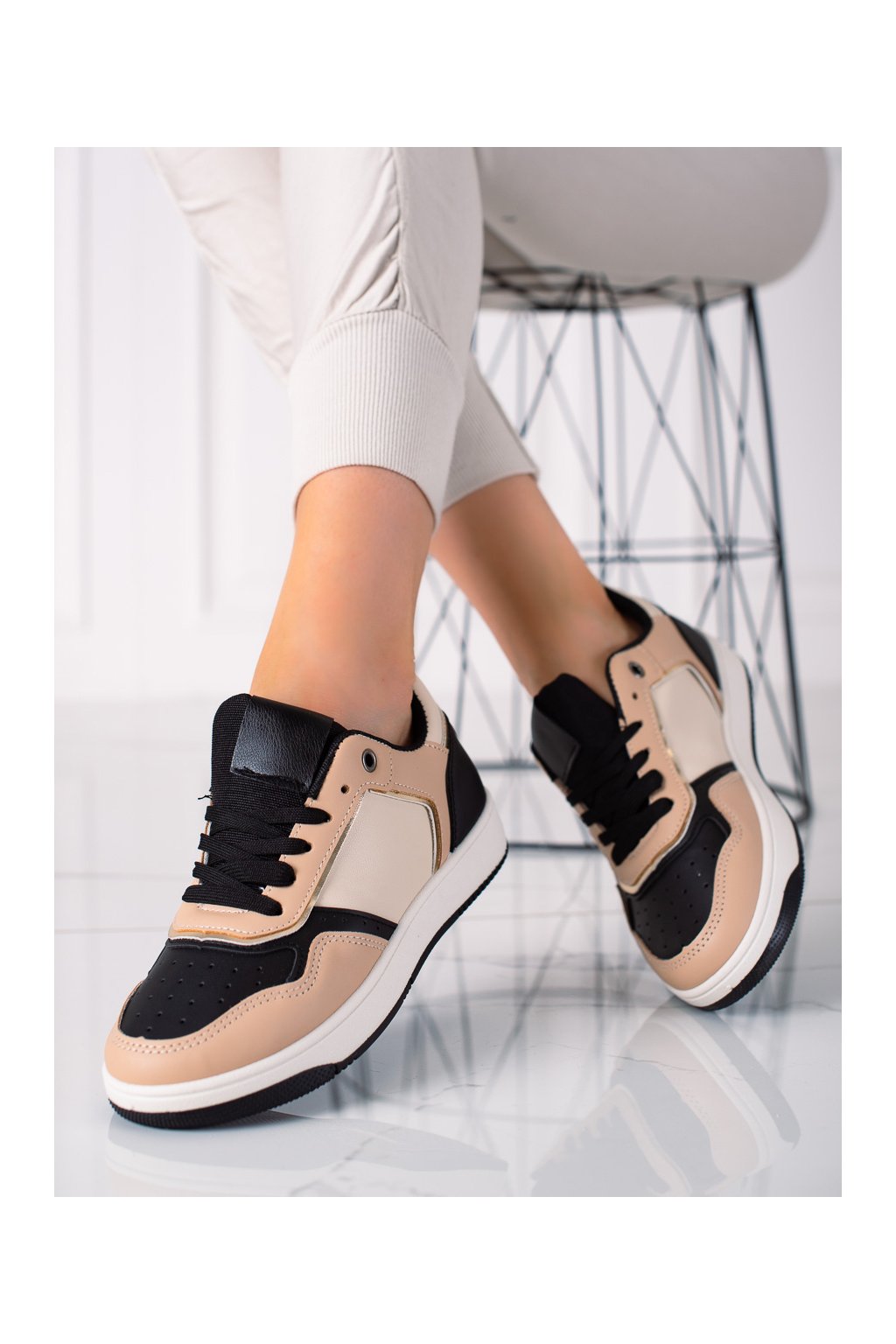 Hnedé dámske tenisky Shelovet z eko-kože a textilu, kód produktu NJSK 1CD-1315KH/B