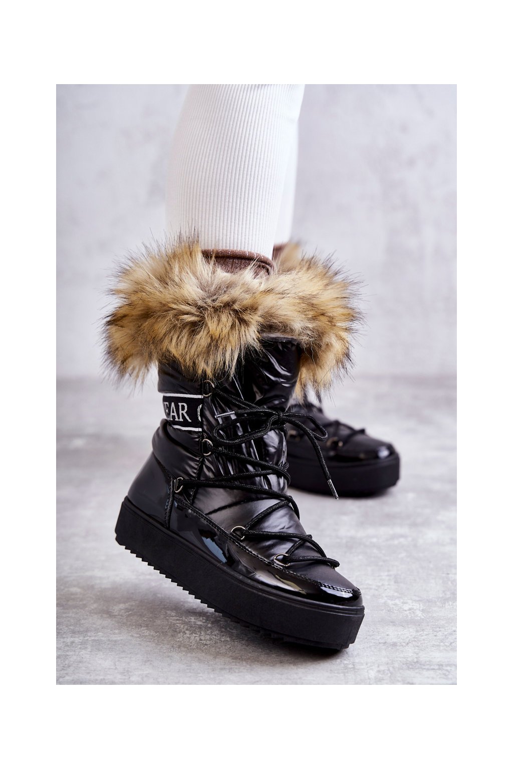 Čierne dámske snehule s kožušinou na platforme, kód produktu FF-35/HY821 BLACK