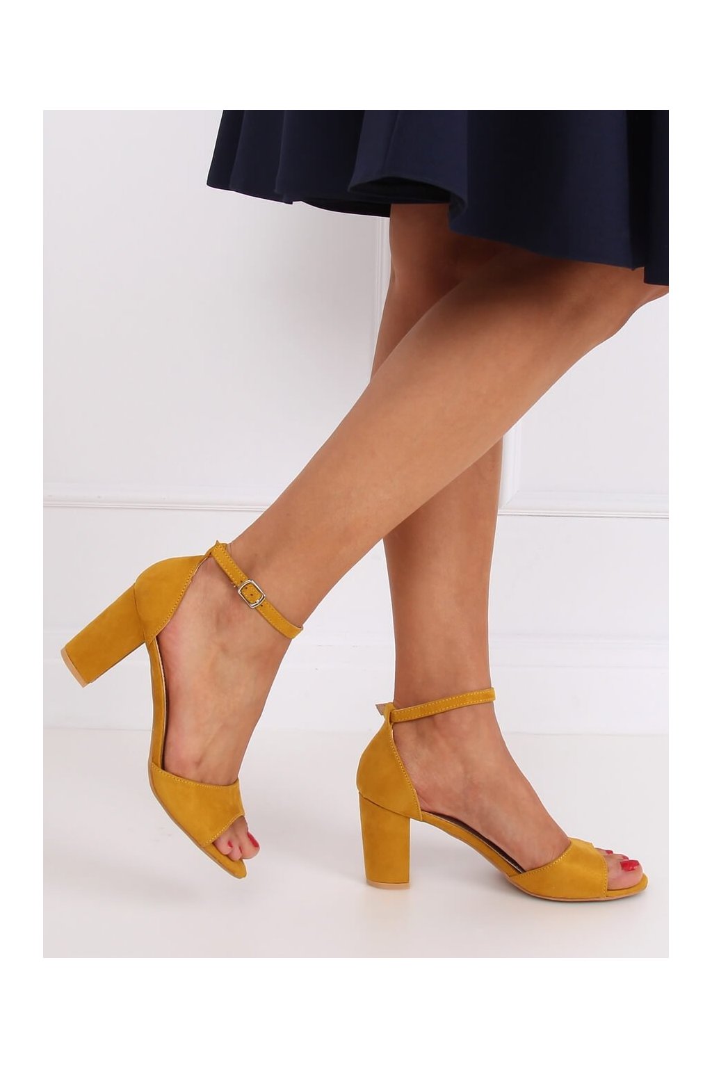 Žlté dámske sandále na stĺpovom podpätku, kód produktu 88-395 Yellow