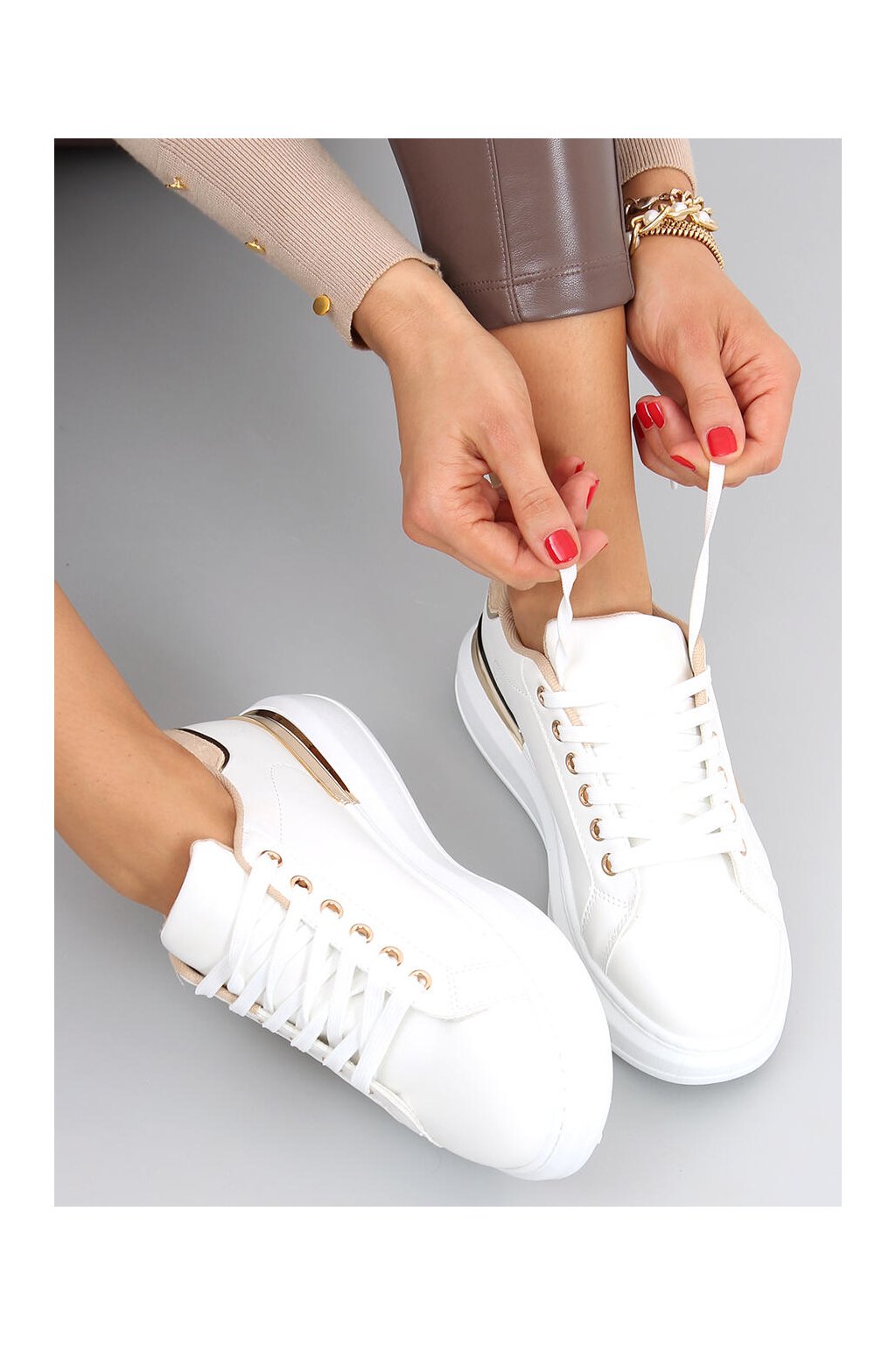 Bielo-hnedé dámske tenisky, kód produktu 30675-B