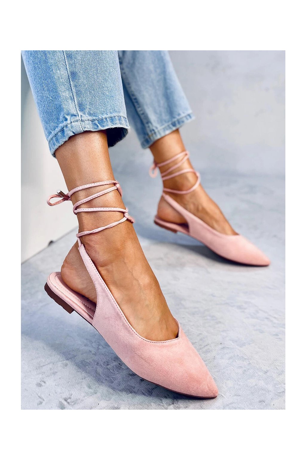 Ružové dámske elegantné baleríny z eko semišu s viazaním na členku, špicatá špička, kód produktu NF-68P