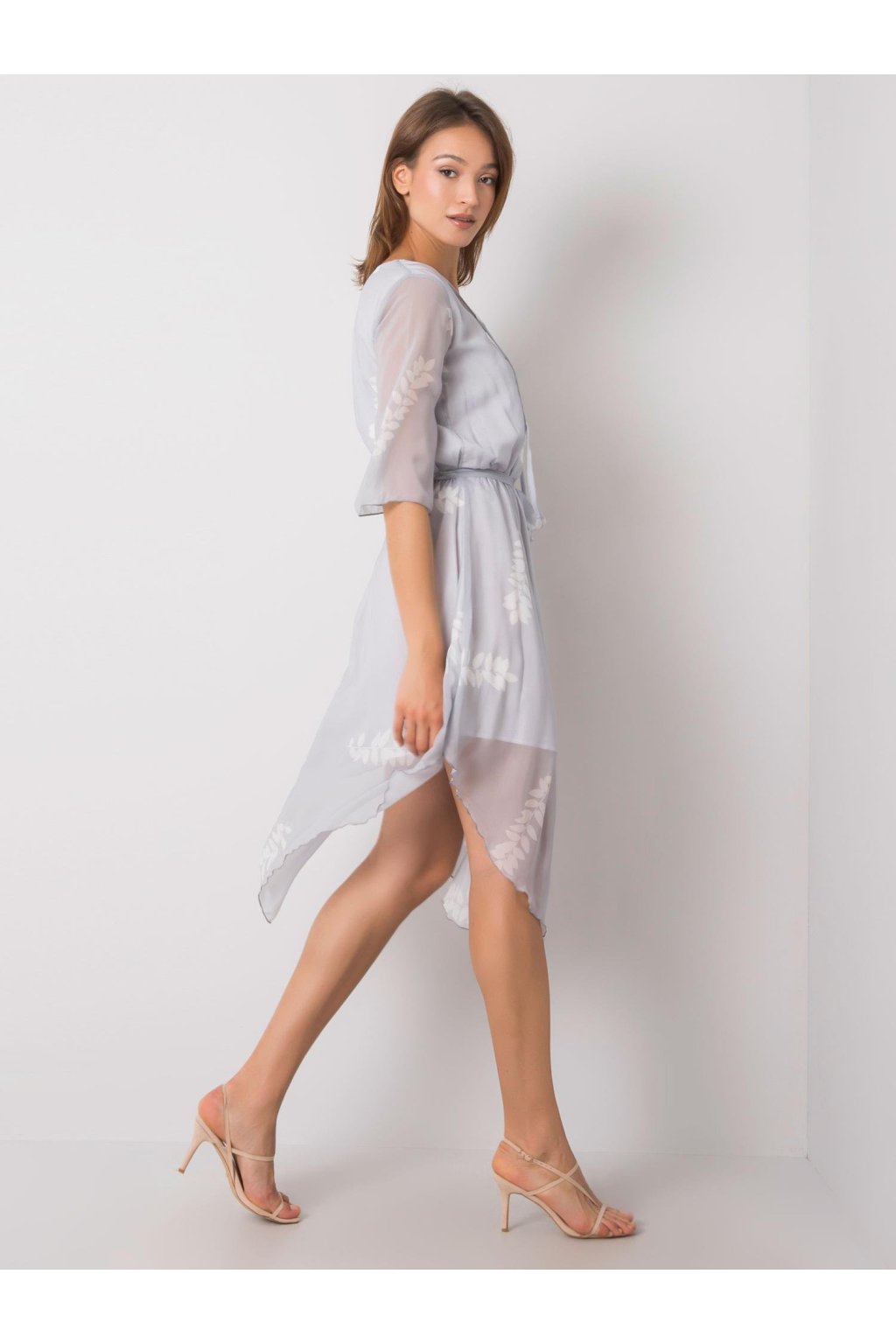 Dámske svetlo-sive šaty s podtlačeným vzorom kód produktu LK-SK-508085.77P