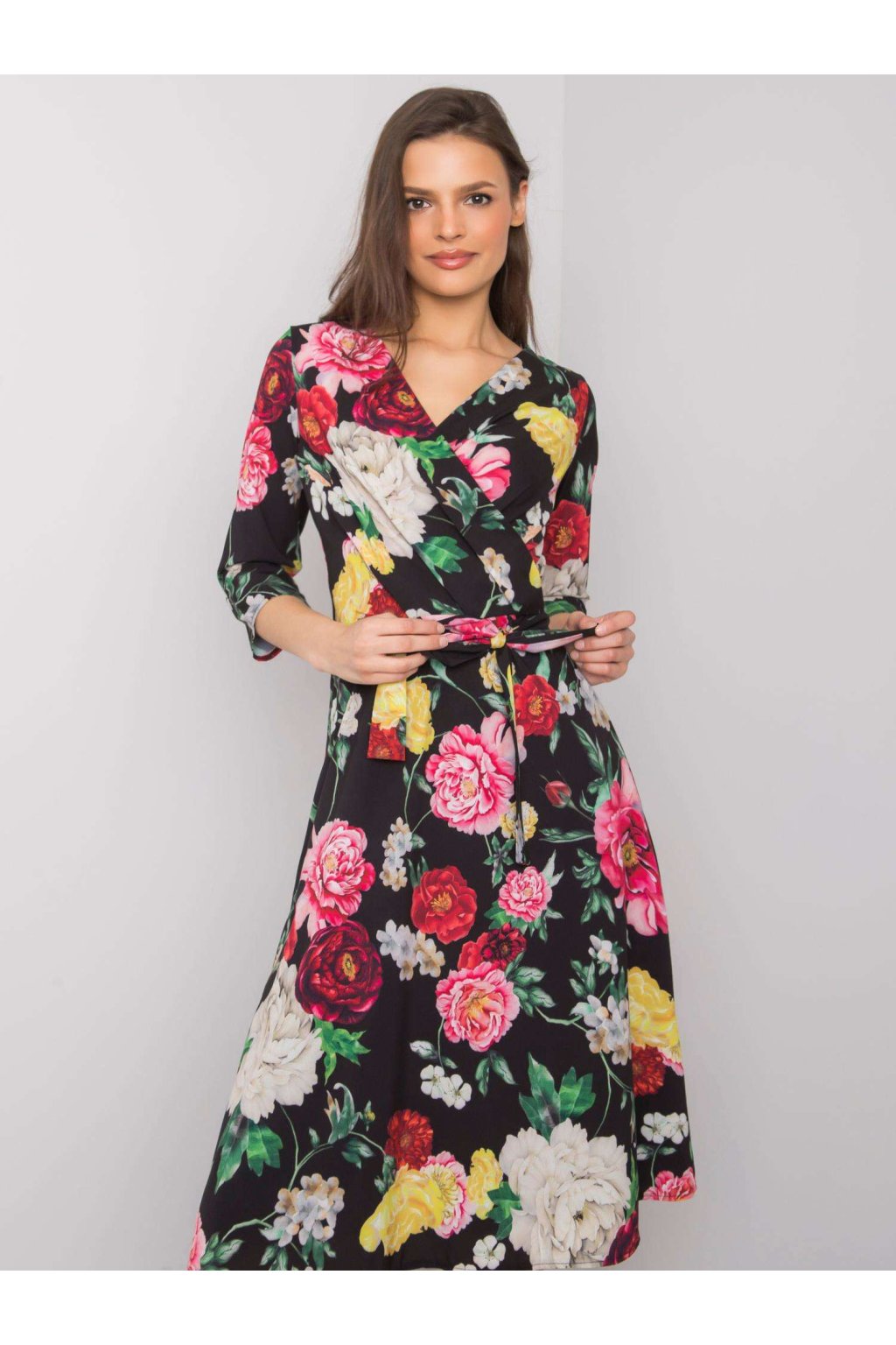 Dámske čierno-červene šaty s podtlačeným vzorom kód produktu LK-SK-508125.43P