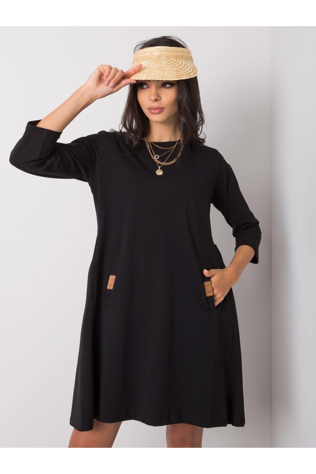 Dámske čierne šaty na bežný deň kód produktu RV-SK-6274.36P