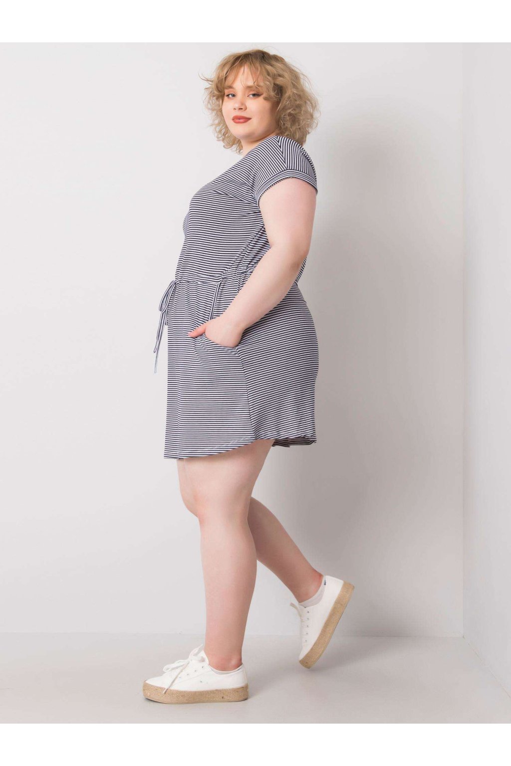 Dámske bielo-modre šaty plus size kód produktu RV-SK-6632.25