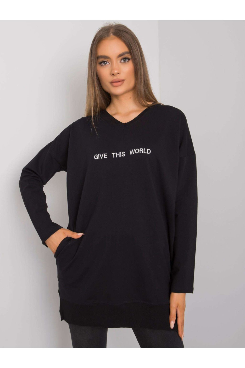 Dámske čierne šaty - tunika na bežný deň kód produktu RV-TU-7201.43P