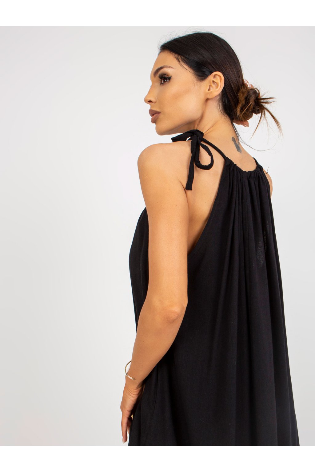 Dámske čierne šaty letne kód produktu TW-SK-BE-203D.38P