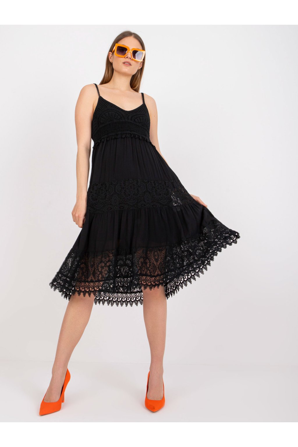 Dámske čierne šaty letne kód produktu TW-SK-BI-82345.19P