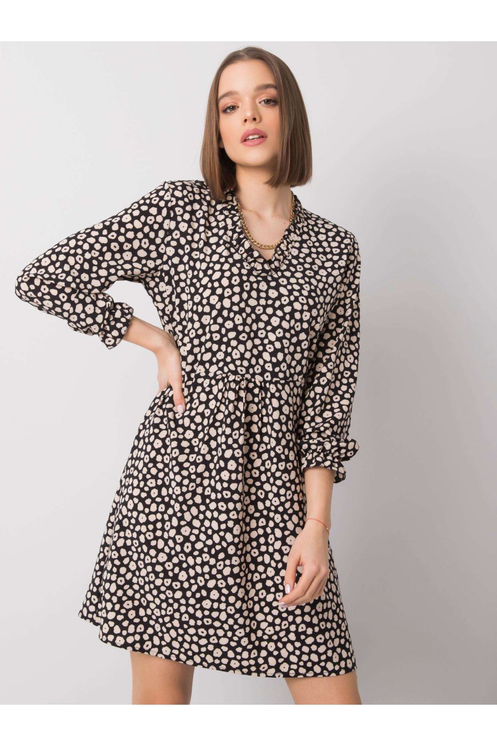 Dámske čierno-béžove šaty s podtlačeným vzorom kód produktu WN-SK-R817.66