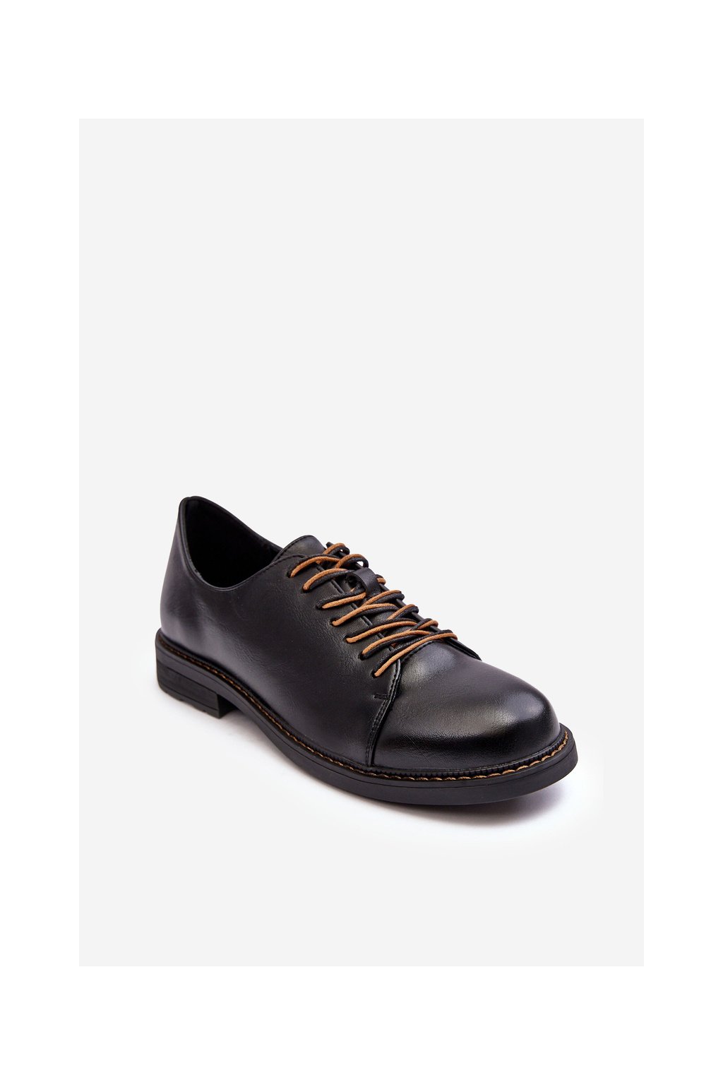 Dámske čierne poltopánky z eko kože s plochou podrážkou, kód produktu 58174 BK PU CZARNY