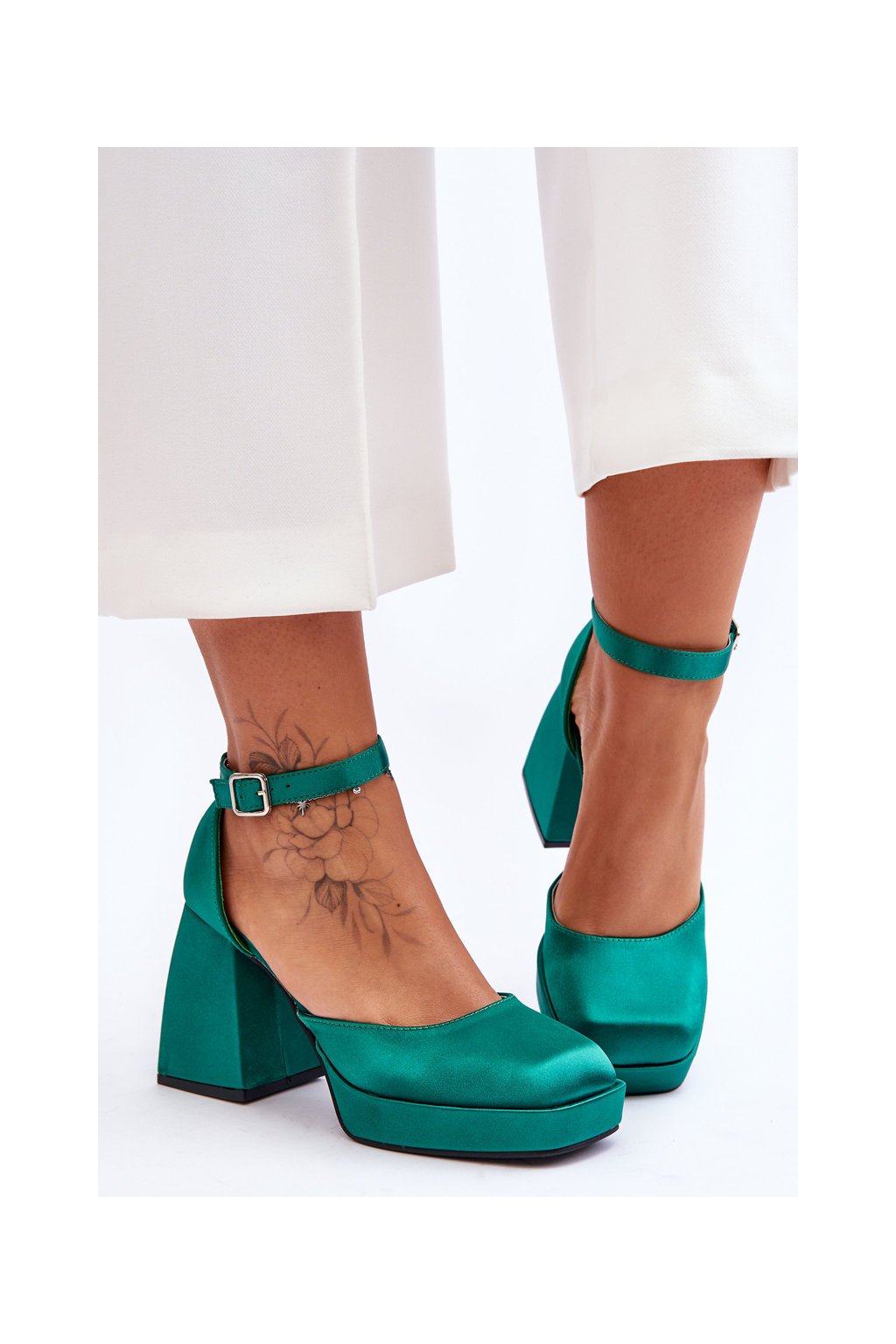 Zelené dámske lodičky na hrubom opätku s prackou, eko kožená stielka, kód produktu J218 GREEN