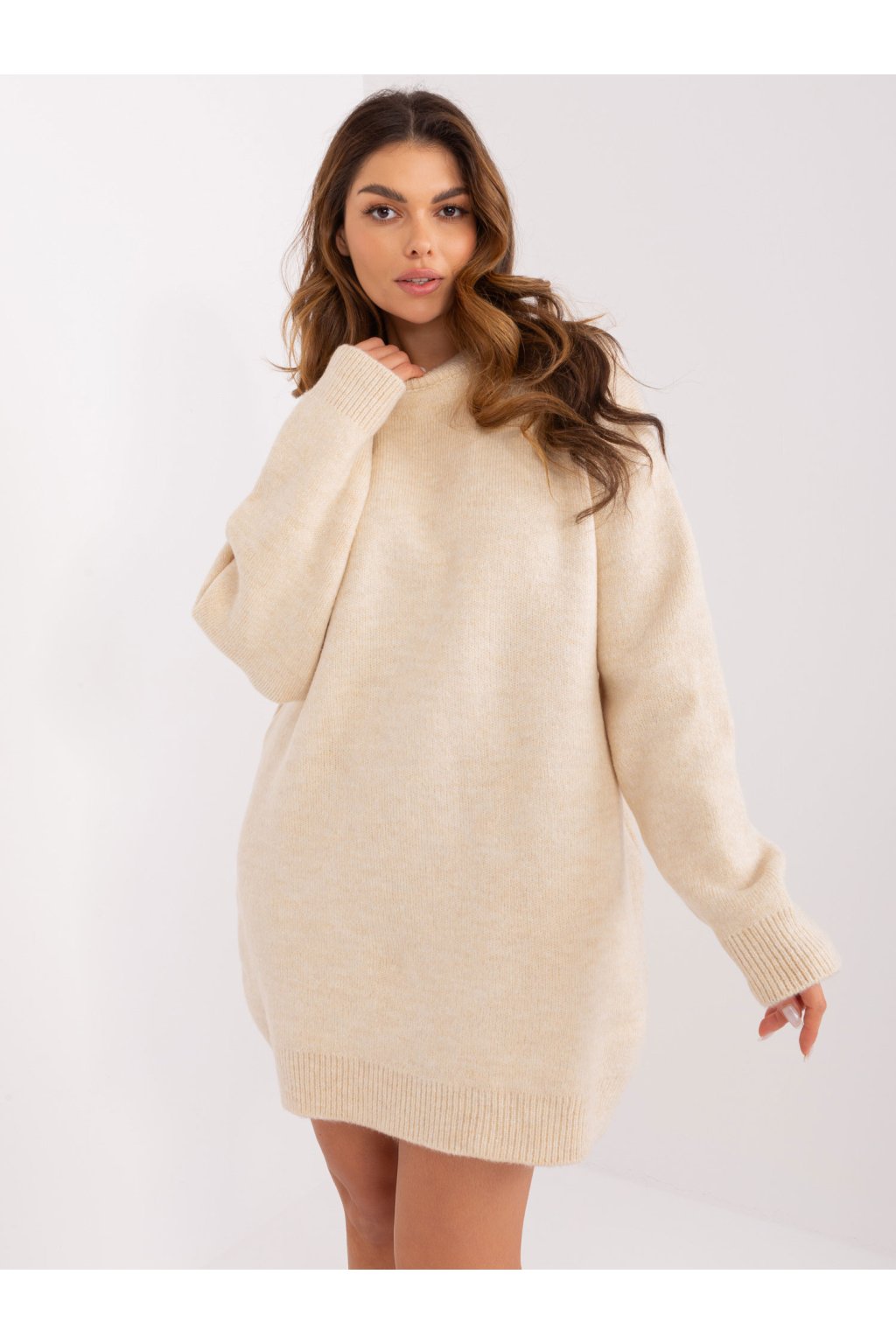 Dámske svetlo-béžove šaty pletene dizajnove kód produktu LC-SK-0568.01P