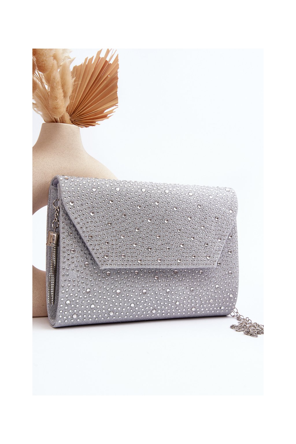 Dámska strieborná plastová kabelka s flitrami a brokáteným zdobením, kód produktu MD-2345/ SILVER