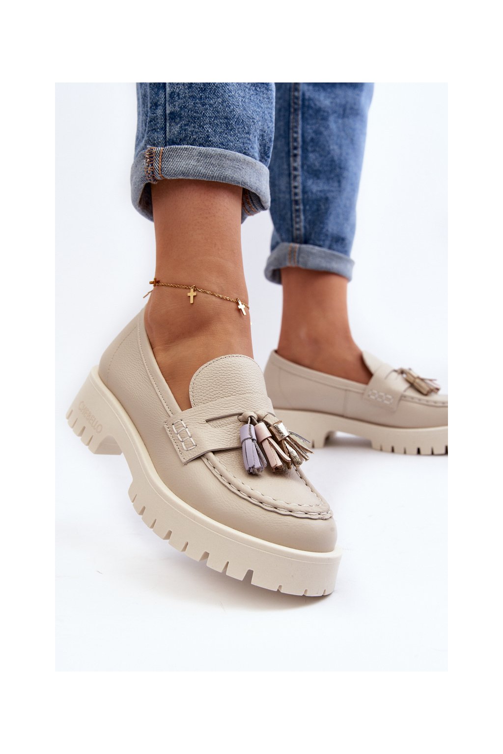 Dámske béžové mokasíny z prírodnej kože CheBello na rovnej podrážke, kód produktu 3096 OFF WHITE