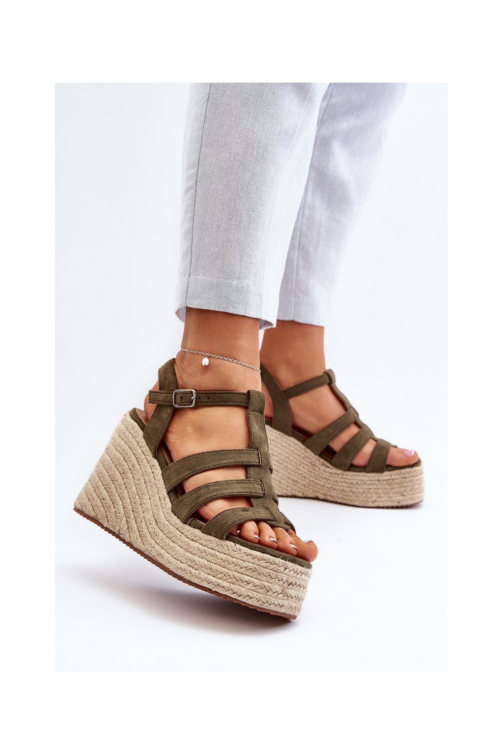 Zelené dámske sandále s platformou a klinom z eko semišu, kód produktu H8-689 GREEN