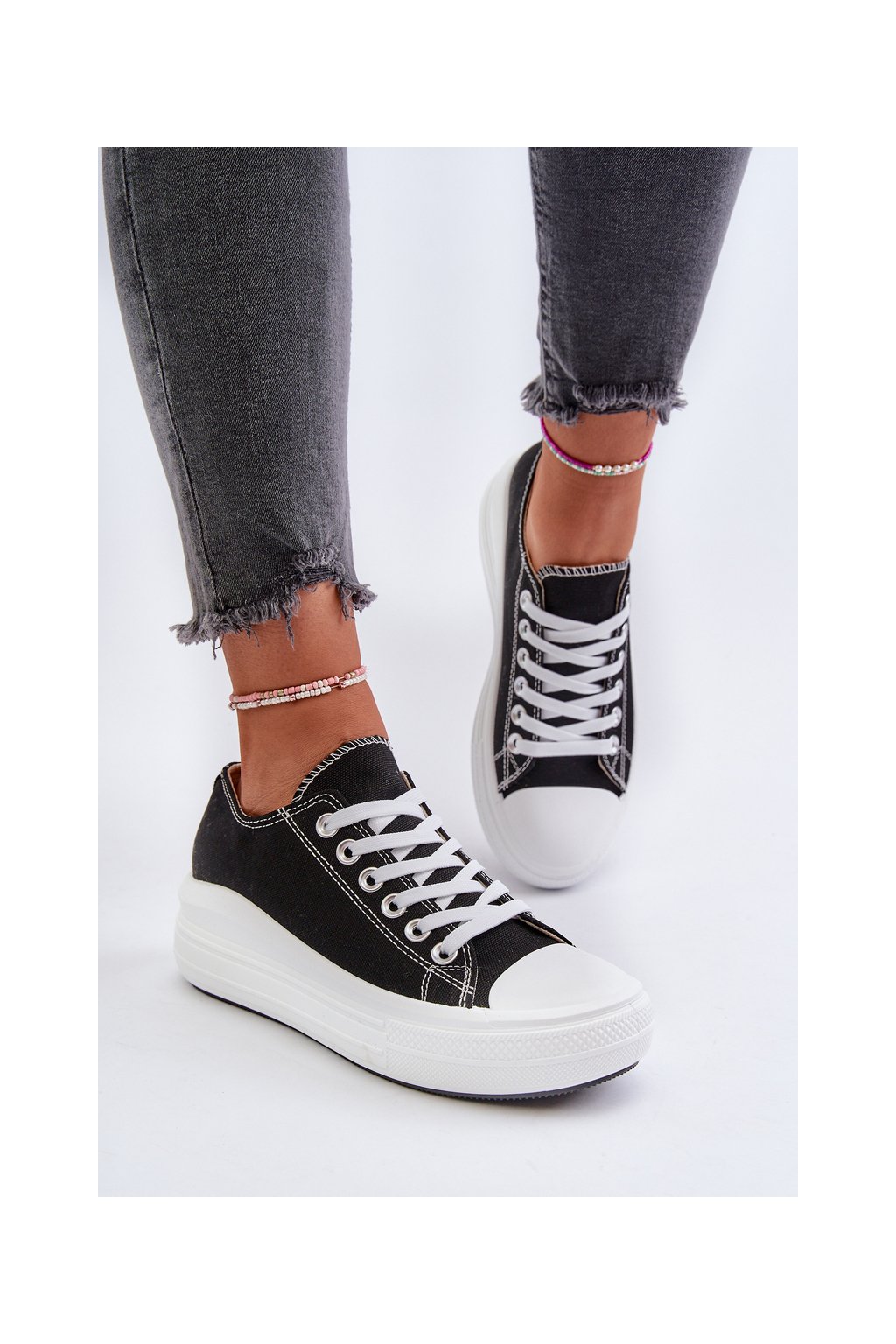 Dámske čierne textilné tenisky na plošom podpätku s vyššou platformou, kód produktu K-81 BLACK