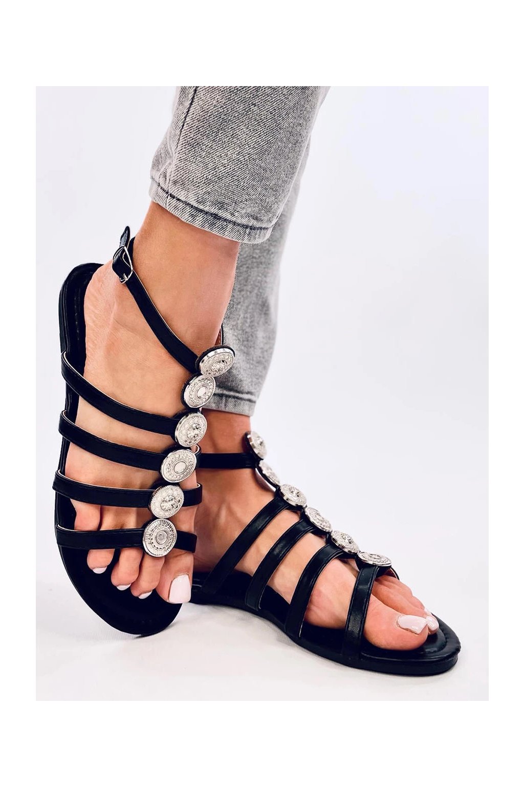 Dámske čierne sandále z eko kože na bežný deň, hladké prevedenie, kód produktu WWW-391