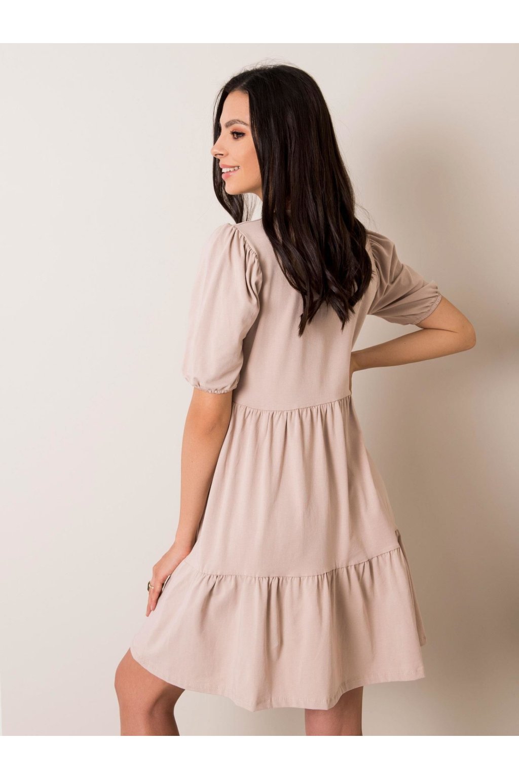 Dámske béžove šaty letne kód produktu RV-SK-5587.93