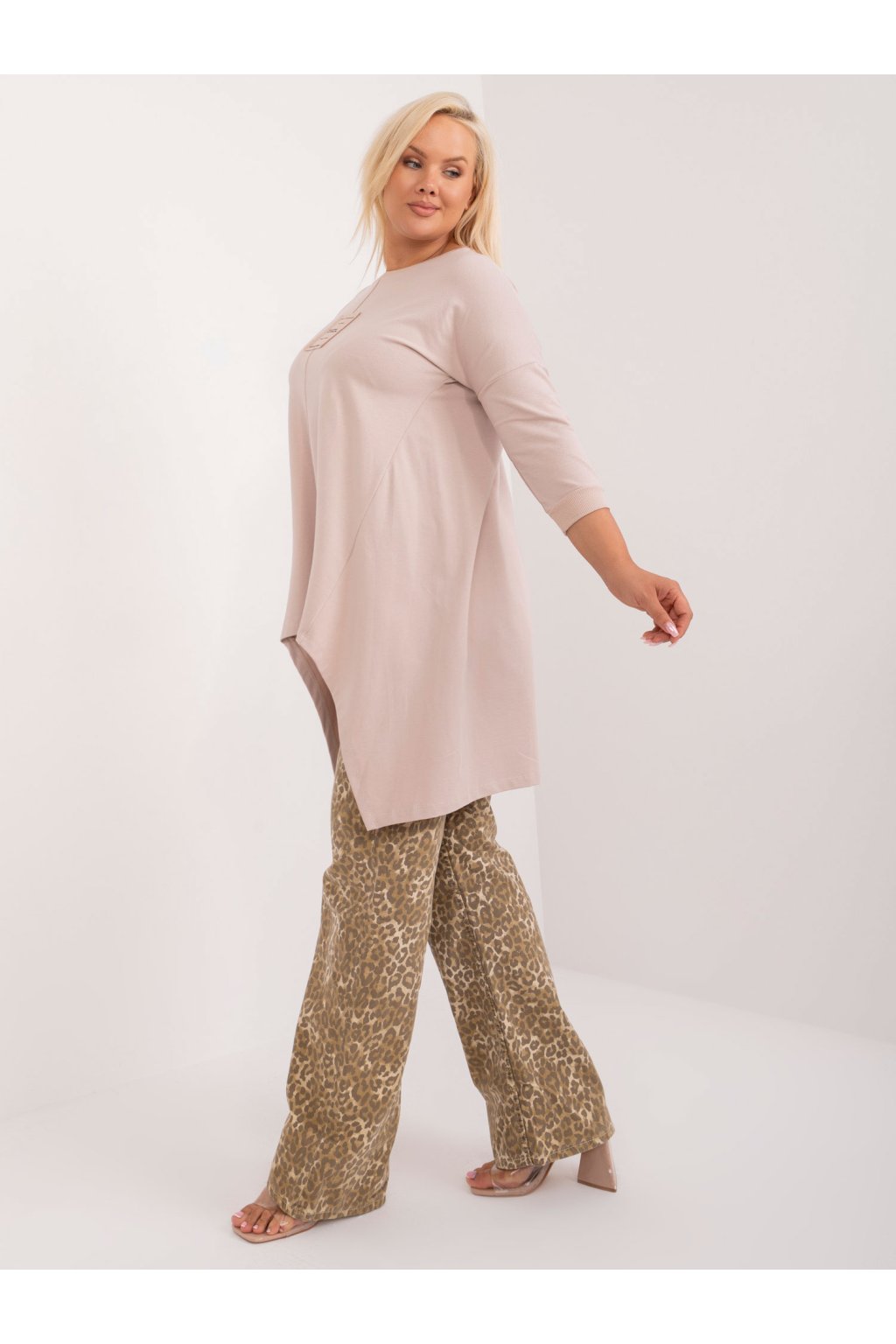 Dámske béžove šaty - tunika plus size kód produktu RV-TU-9089.87