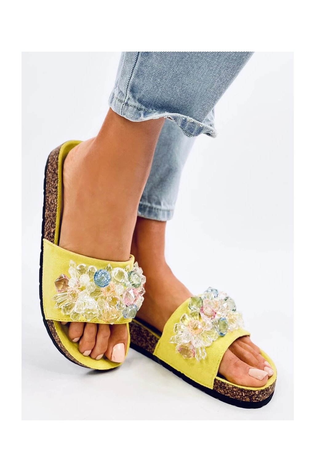 Dámske zelené šľapky z eko semišu s kamienkami, kód produktu LS082