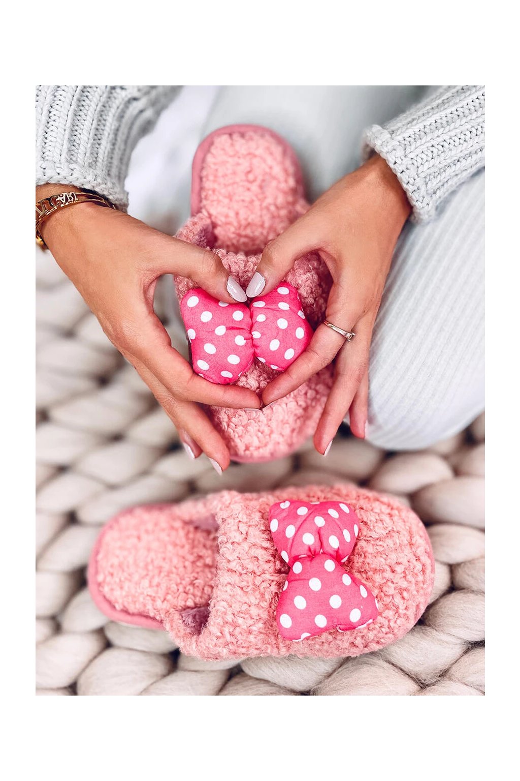 Ružové detské papuče s okrúhlou špičkou, kód produktu E160