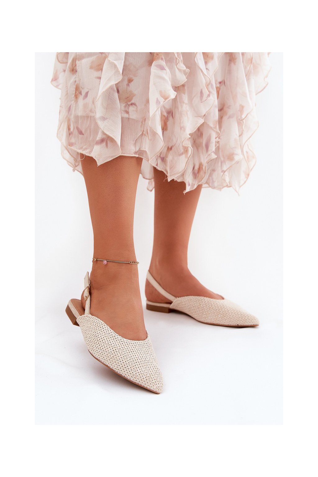 Dámske béžové baleríny s prackou a špicatou špičkou, syntetika, kód produktu 2233 BEIGE