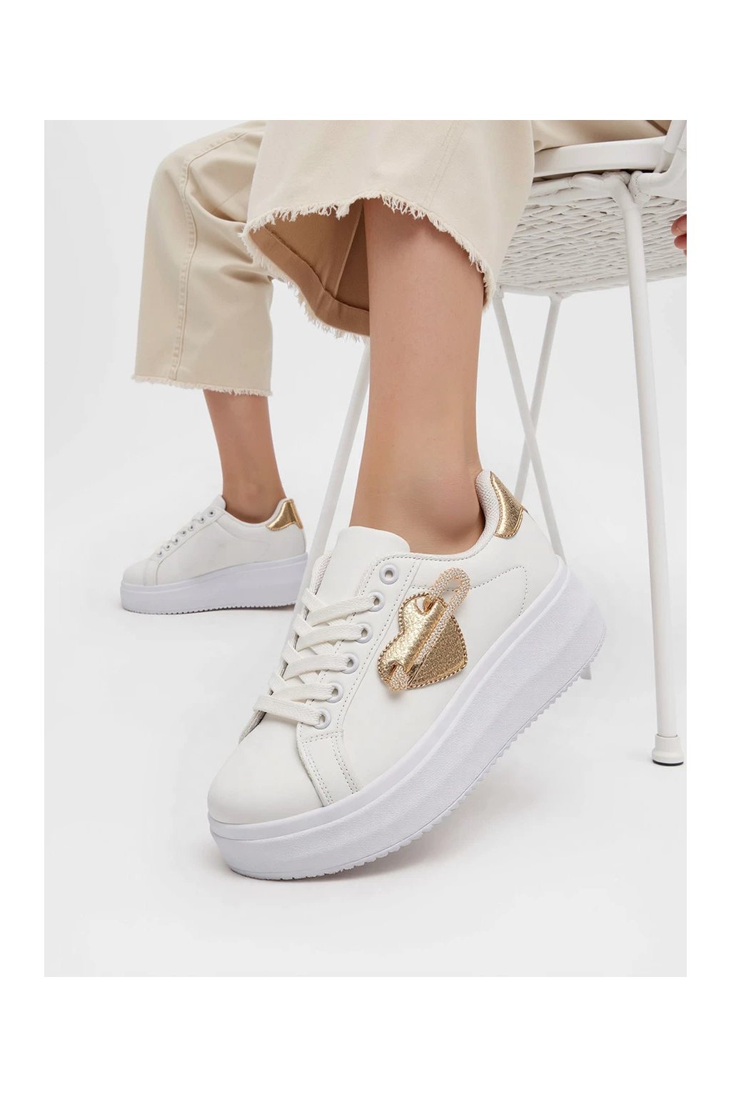 Zlaté dámske mokasíny z eko kože na šnúrovanie, casual, mestský štýl, streetwear, kód produktu 8919