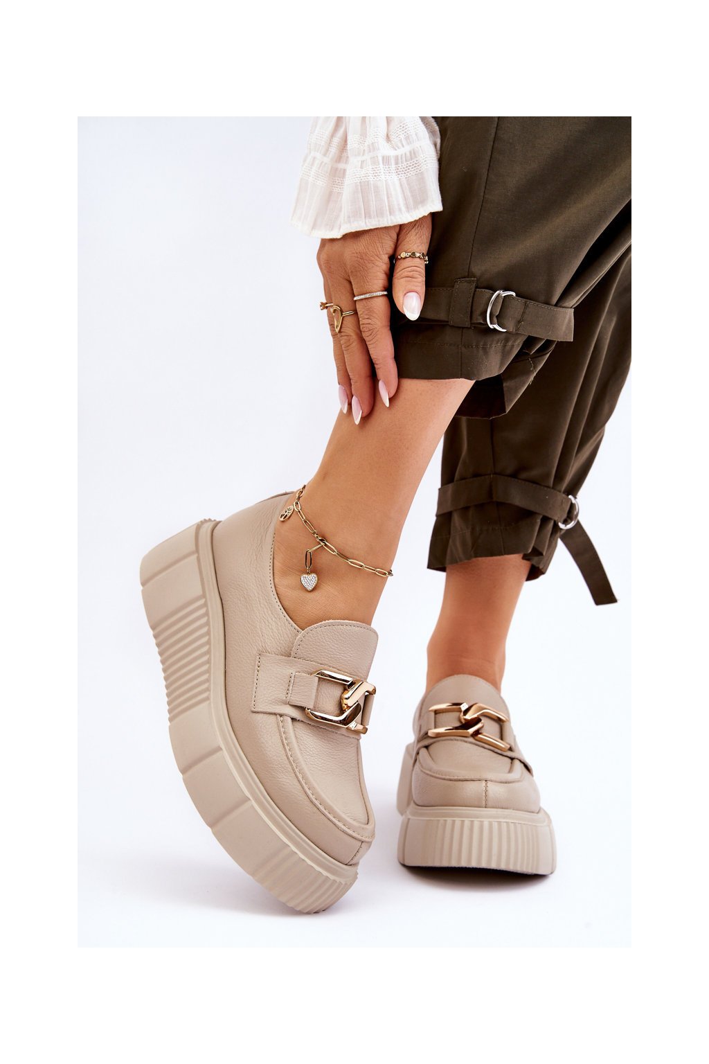 Béžové dámske kožené slip-on poltopánky na platforme s rovnou podrážkou, kód produktu 20101 V.TAUPE+ZŁ