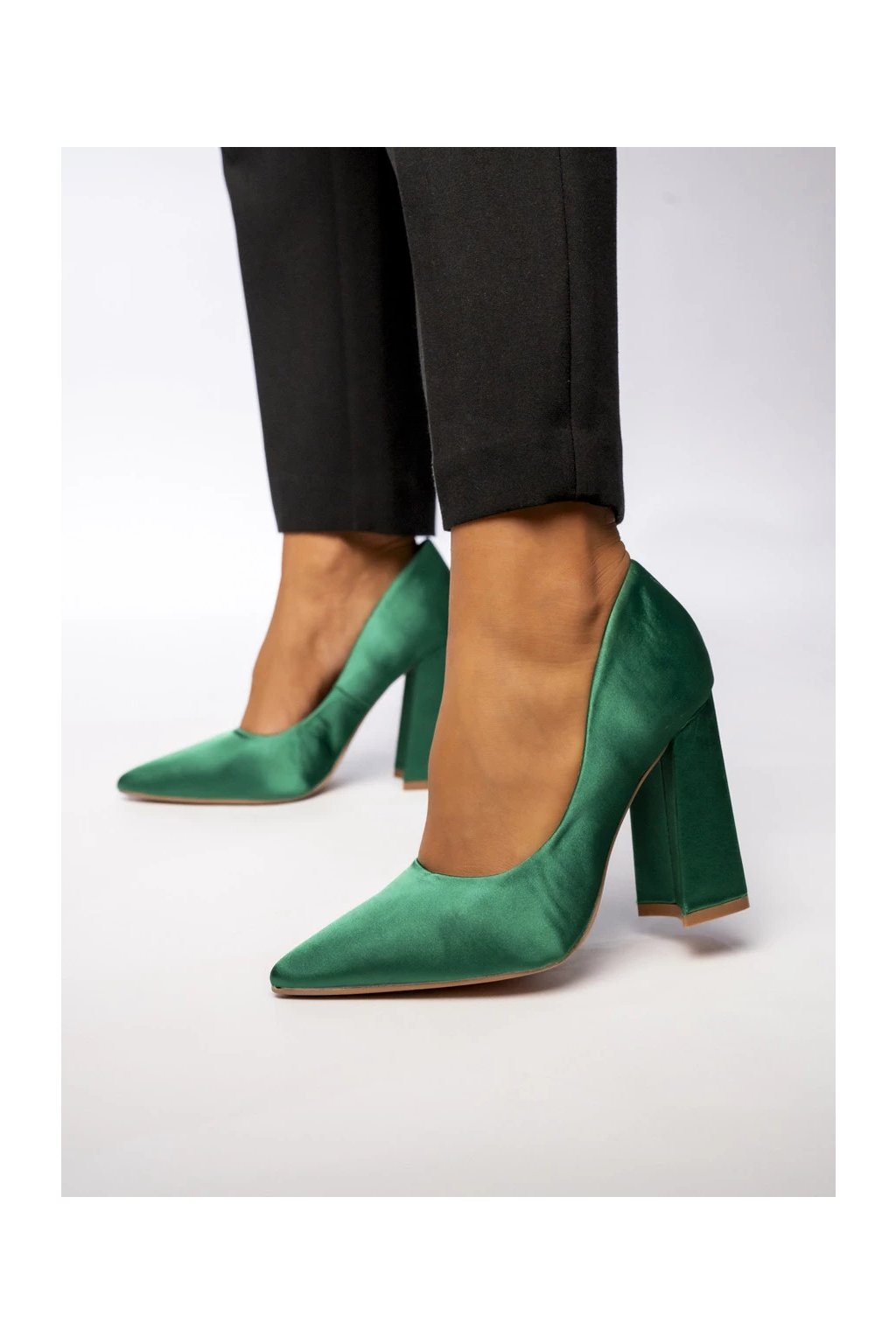 Dámske zelené saténové lodičky LUMONA na stabilnom podpätku, kód produktu 9820