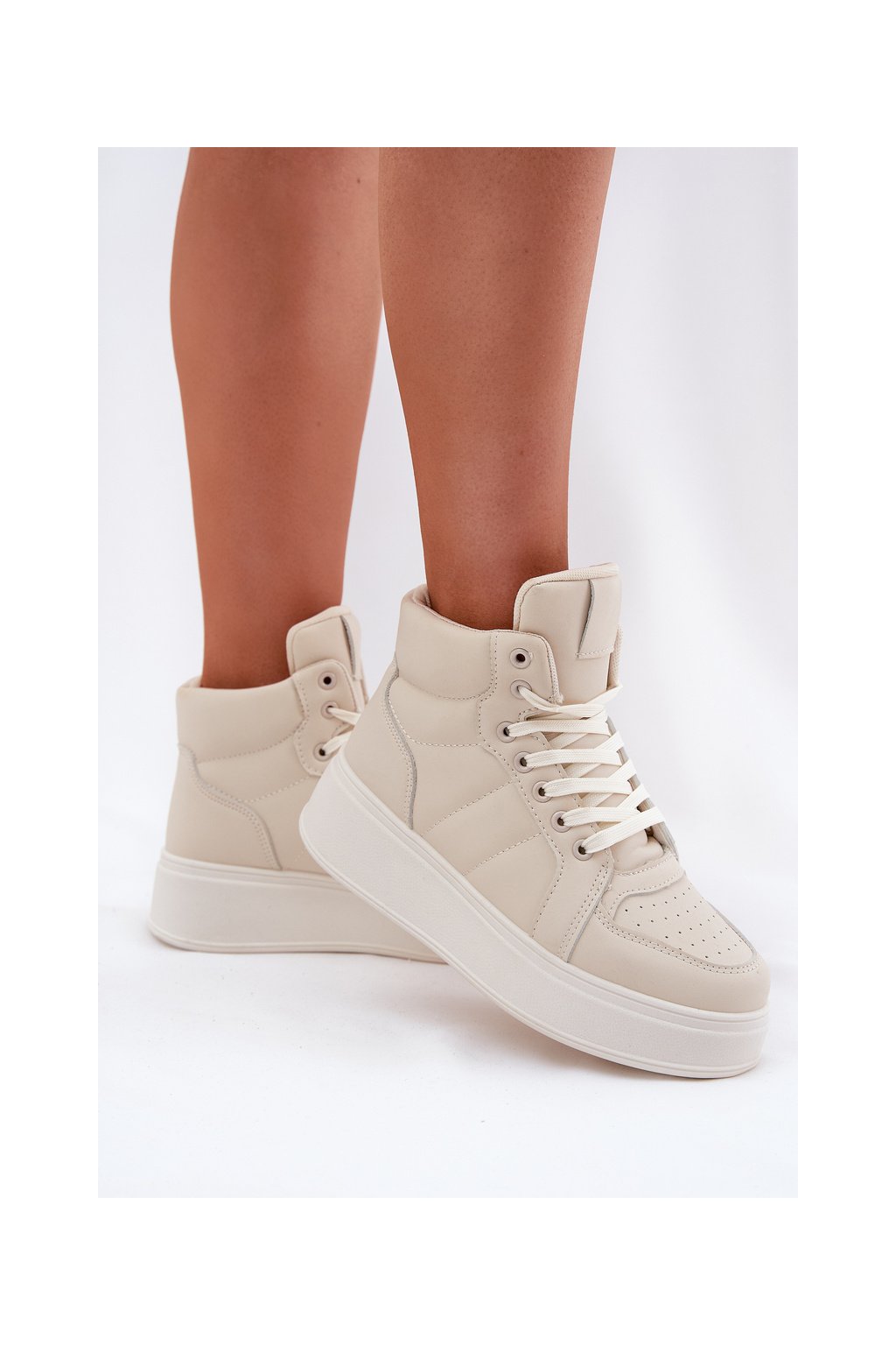 Béžové dámske vysoké tenisky z ekokože na platforme, kód produktu 24SP30-8166 BEIGE