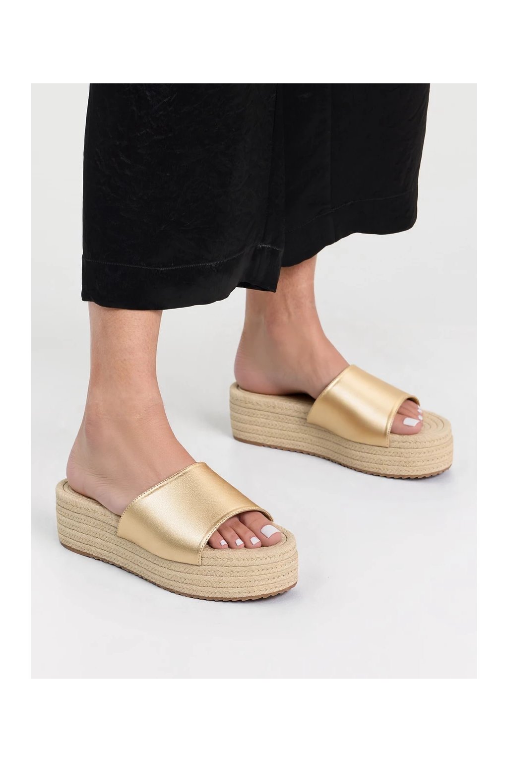 Zlaté dámske semišové sandále s eko kožou, elegantné, kód produktu X5-353 GOLD