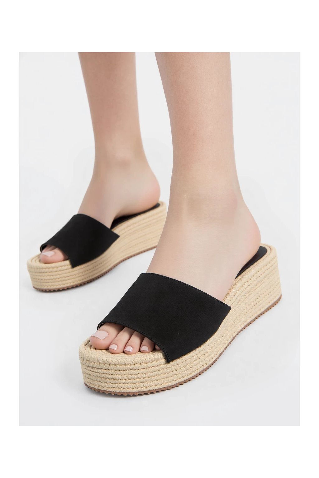 Dámske čierne semišové sandále s rovnou podrážkou Estilo, kód produktu X5-353 BLACK