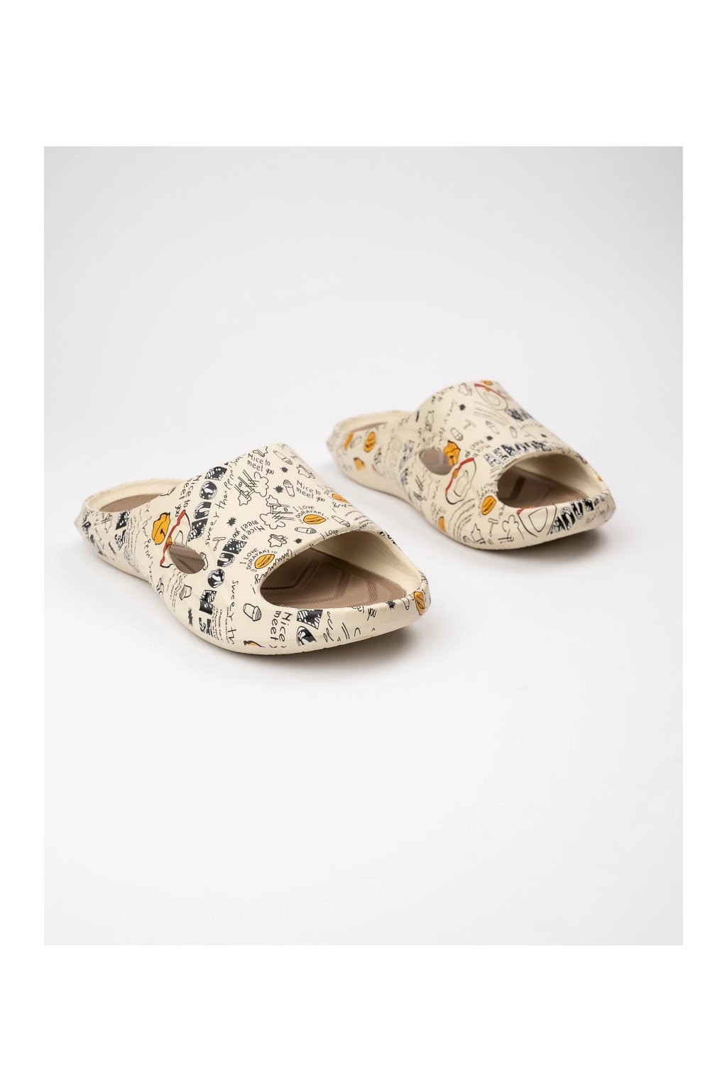 Biele dámske gumené sandále s textúrou na leto, kód produktu SU8141-7