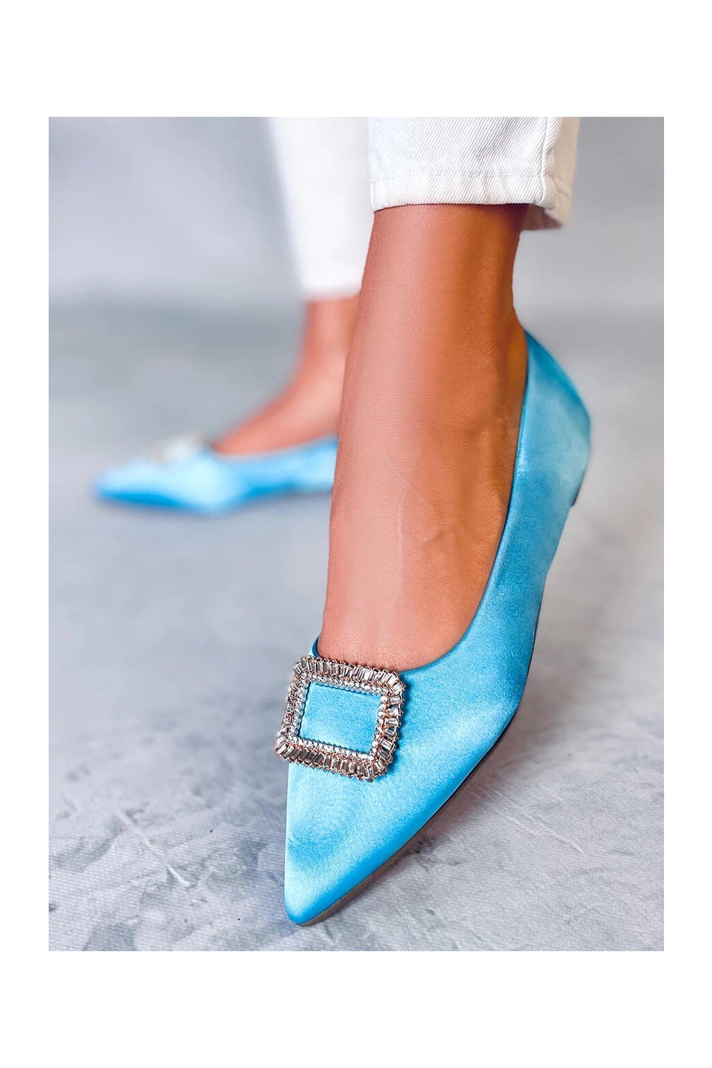 Modré dámske elegantné baleríny s kamienkami a špicatou špičkou, kód produktu LL-252P