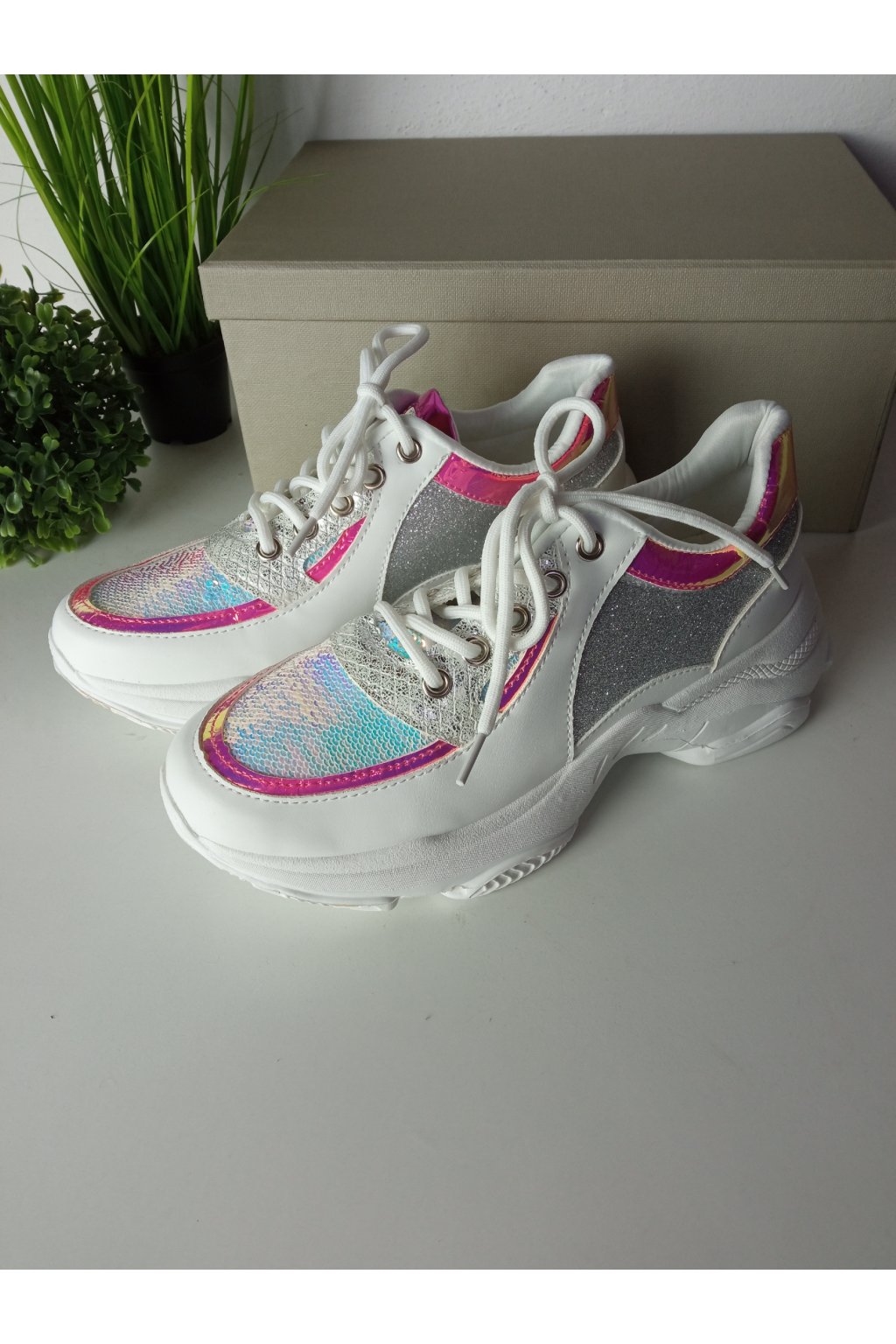 Biele dámske tenisky z eko kože, celoročné, kód produktu NJSK 1071 (Veľkosť 35.5)