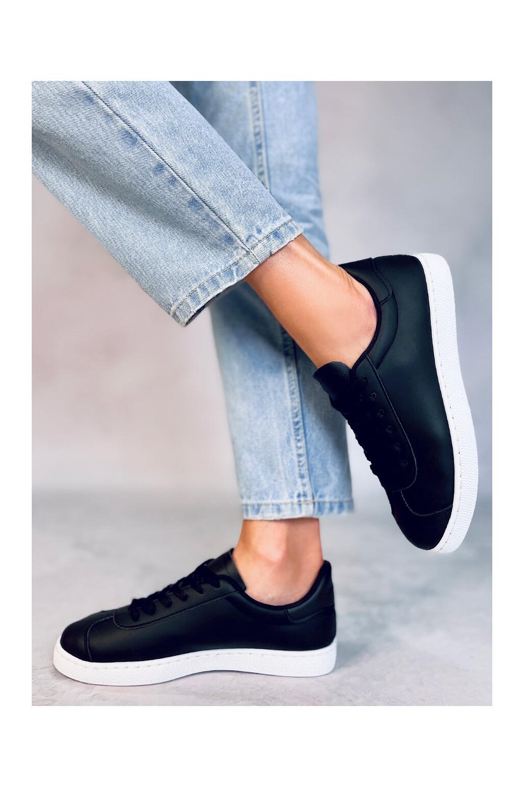 Čierne dámske tenisky, kód produktu 33930-B (Veľkosť 36)