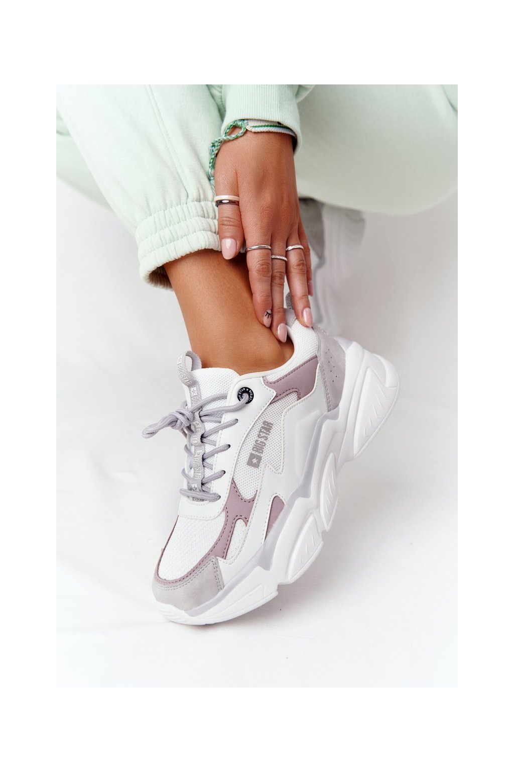 Biele dámske módne tenisky, kód produktu HH274255 WHITE/PURPLE (Veľkosť 36)