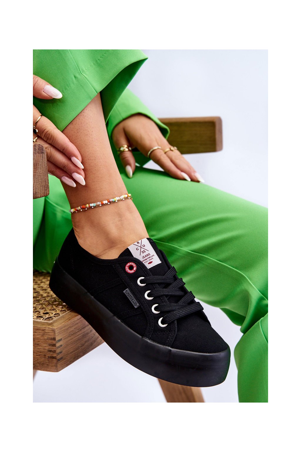 Čierne dámske tenisky CROSS JEANS na plošnej podrážke, textil, kód produktu LL2R4039C CZARNY (Veľkosť 36)