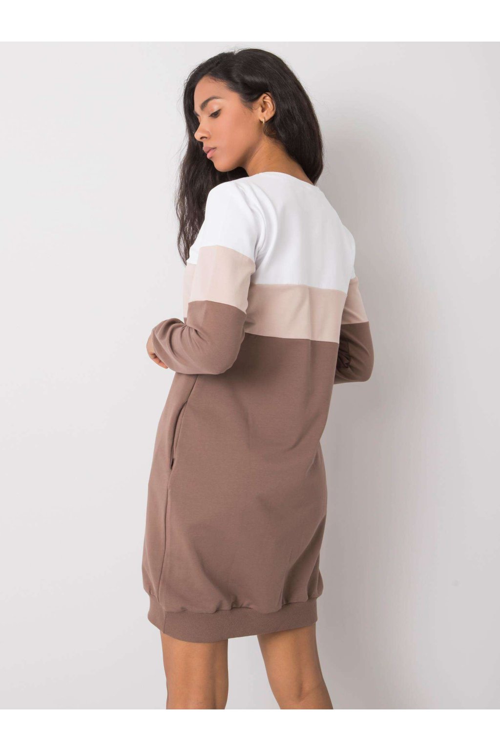 Dámske tmavo-hnede basic kód produktu 15- TemU - 1-RV-SK-5869.04 (Farba Tmavo-hnedá, Veľkosť S)