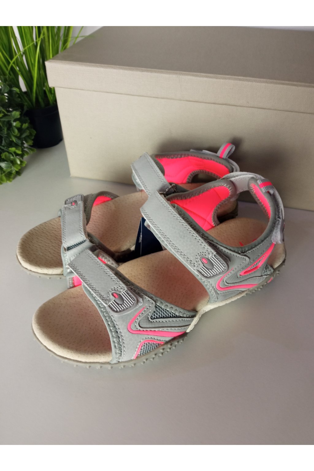 Sivé detské sandále, kód produktu HHS1707G (Veľkosť 28)