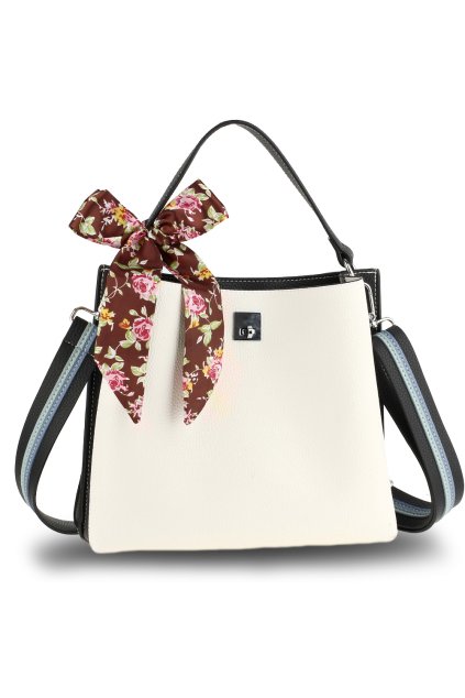 AG00682 Black White 1