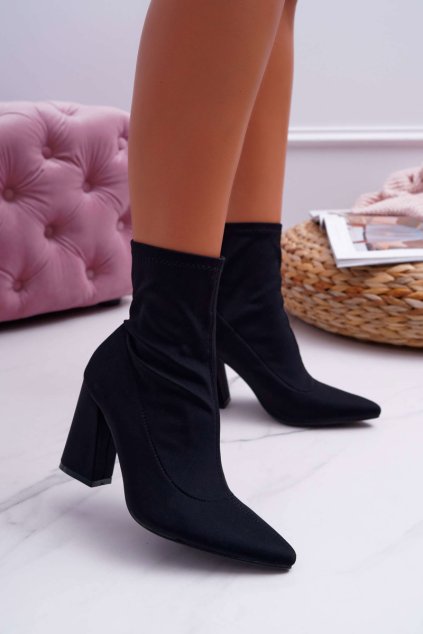 Dámske členkové topánky na podpätku Slip-on čierne Pontiac 9H9P10 BLK